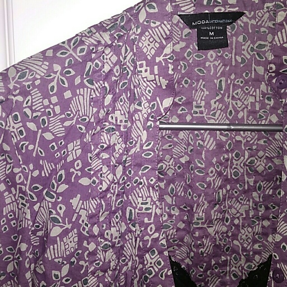 Top - Picture 2 of 3